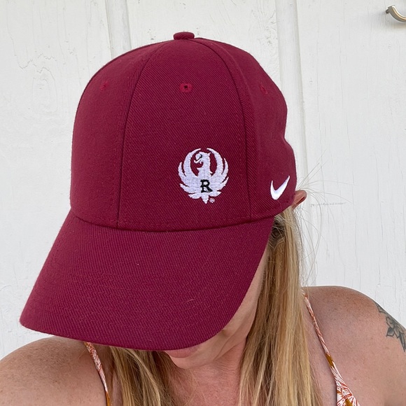 Nike Other - Nike Ruger fitted hat - S/M